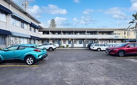 Golden Sands Motor Inn